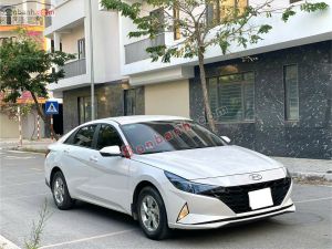 Xe Hyundai Elantra 1.6 AT Tiêu chuẩn 2022