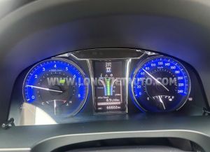 Xe Toyota Camry 2.5Q 2017