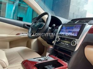 Xe Toyota Camry 2.0E 2013