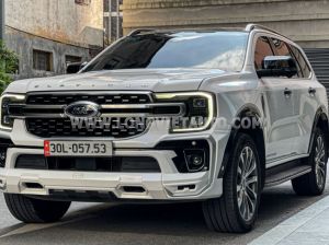 Xe Ford Everest Platinum 2.0L 4x4 AT 2024