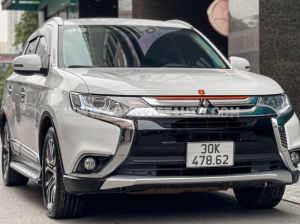 Xe Mitsubishi Outlander 2.0 CVT 2018