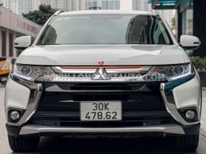 Xe Mitsubishi Outlander 2.0 CVT 2018
