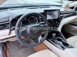 Xe Toyota Camry 2.0Q 2022