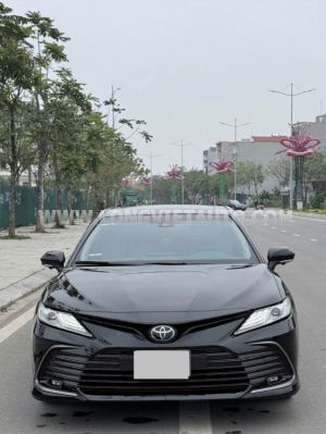 Xe Toyota Camry 2.0Q 2022