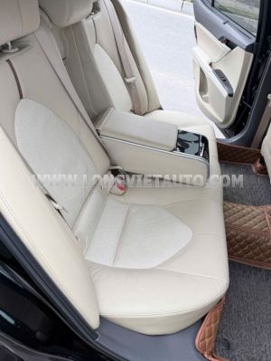 Xe Toyota Camry 2.0Q 2022