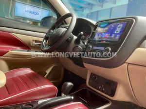 Xe Mitsubishi Outlander 2.0 CVT 2018