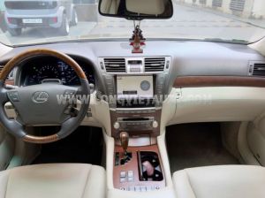 Xe Lexus LS 460L 2011