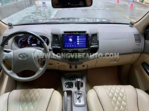 Xe Toyota Fortuner 2.7V 4x2 AT 2013